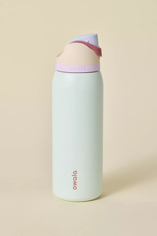 Owala FreeSip 40 oz Water Bottle