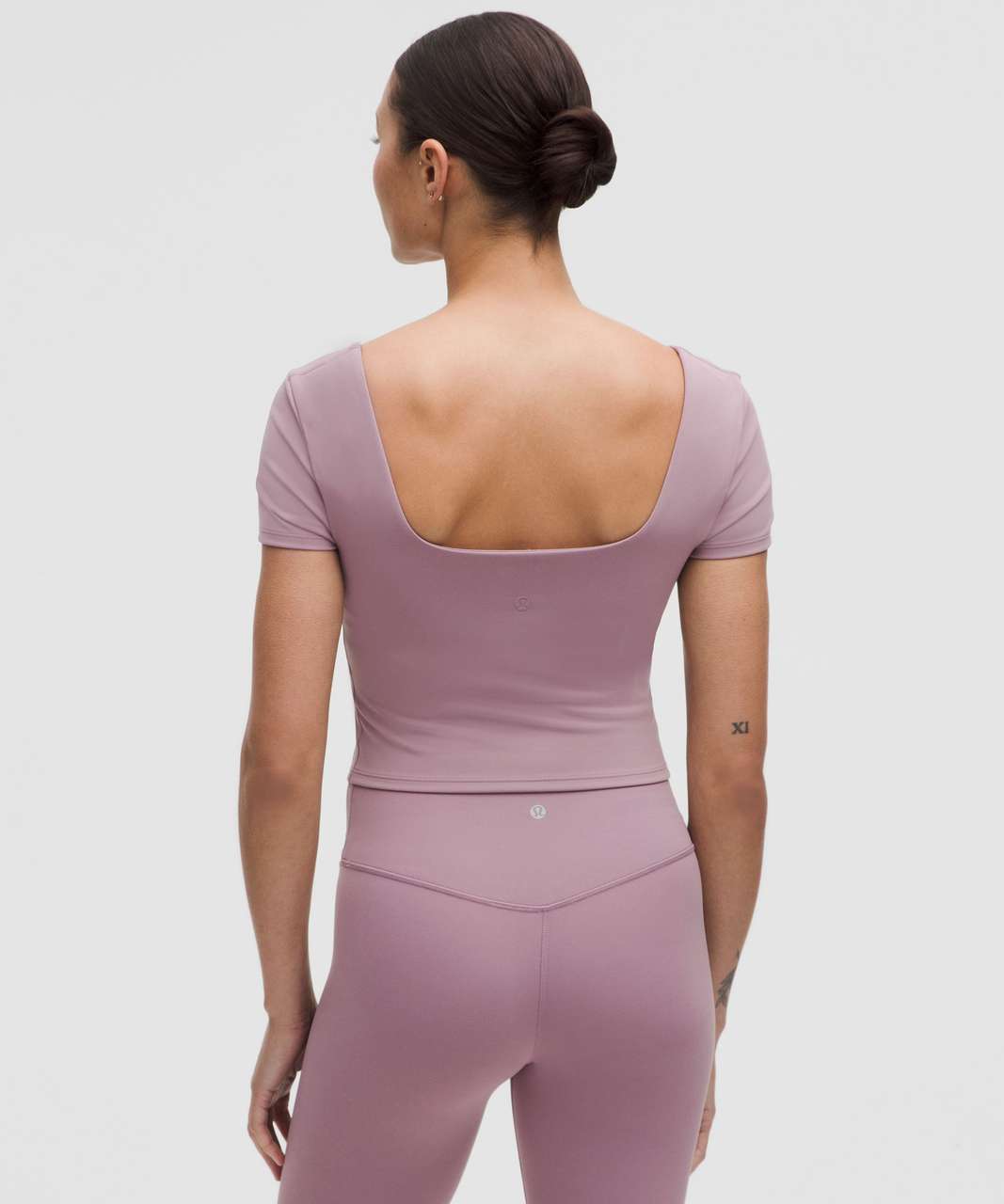 Wunder Under SmoothCover Square-Neck T - Lavander Lux Sz 6